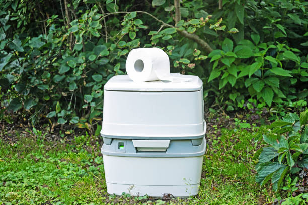 Best Luxury portable toilet rental  in Morganfield, KY