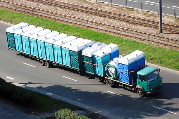 Best Luxury portable toilet rental  in Morganfield, KY